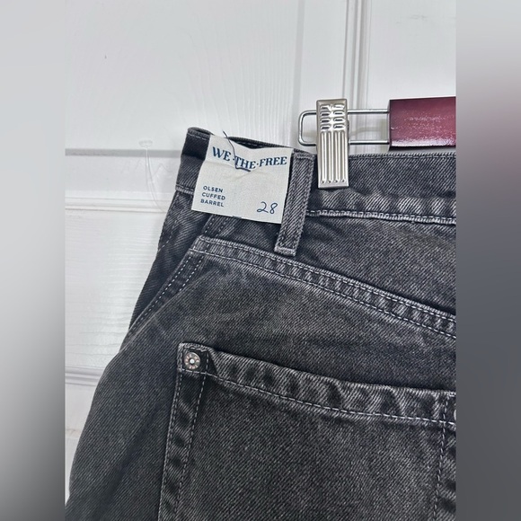 NWT Free People, We The Free Olsen Cuffed Crop Barrel Jeans, Multiple Sizes - Picture 9 of 11